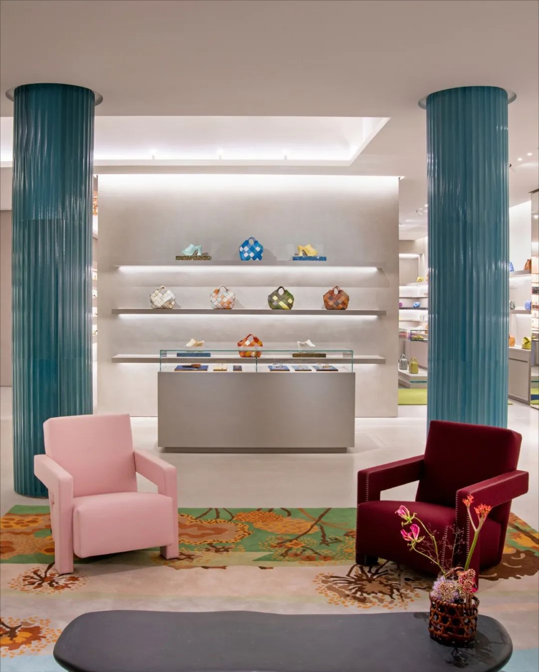 巴塞罗那CASALOEWE旗舰店设计