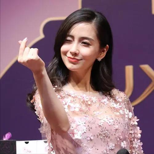 杨颖与黄晓明的真实状况,杨颖在黄晓明之前到底有多火