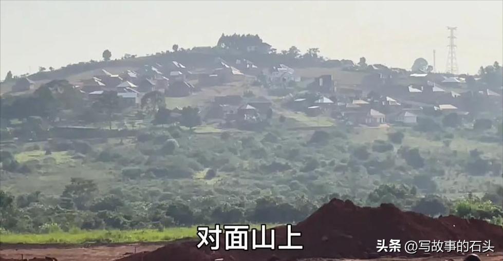 90后河南夫妻在非洲工作，花900块请保姆，发现非洲人带娃太雷人