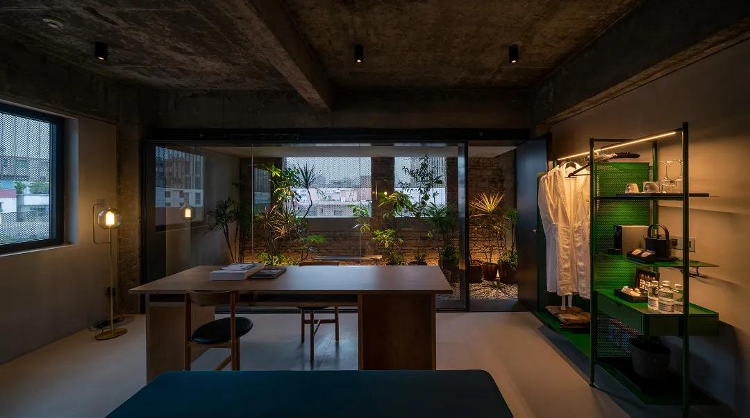 南头古城“有熊”出没，展出旧建筑的新魅力|大观国际