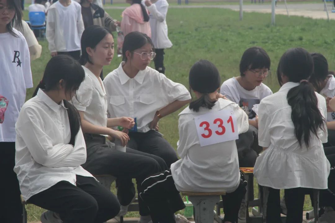 历山中学运动会,厉山镇中心小学秋季运动会开幕式