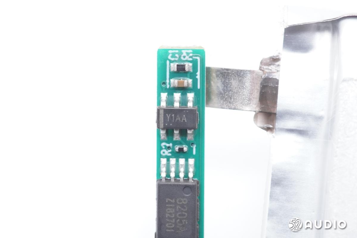 飞利浦耳机fideliol3对比索尼,飞利浦fideliot1