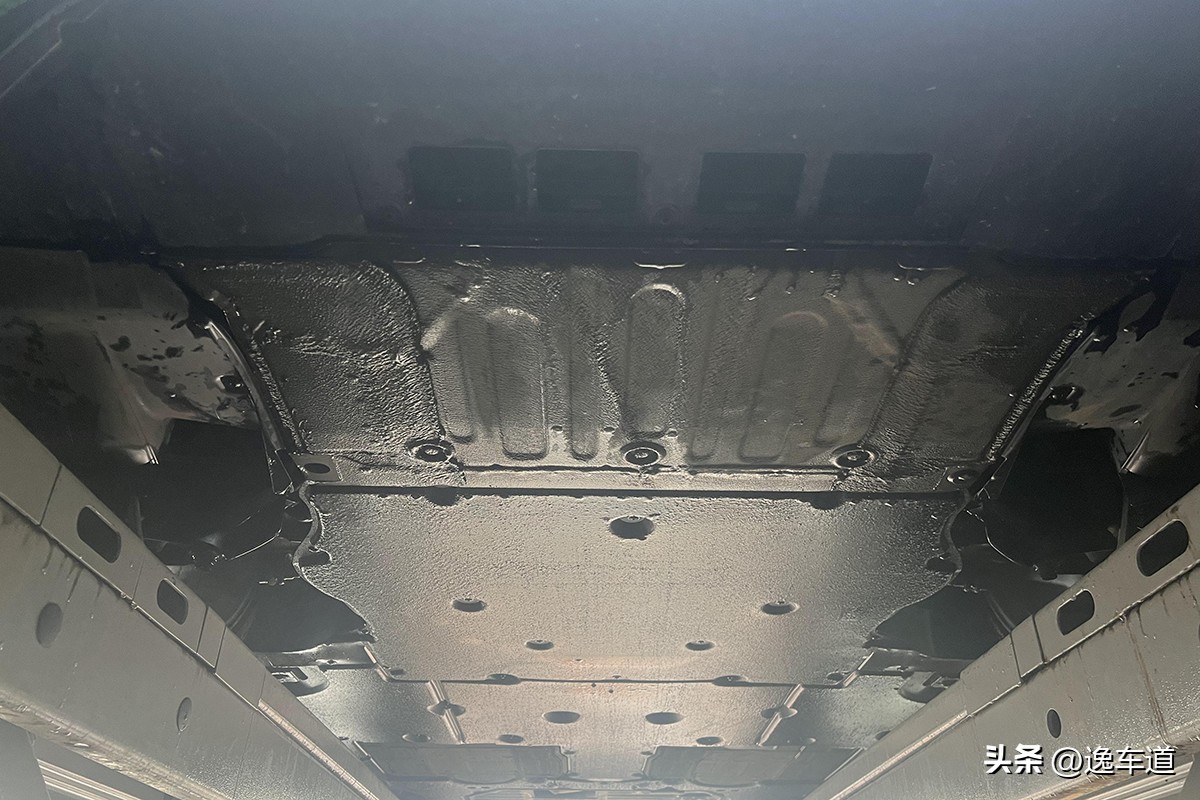 48万买的二手保时捷718，网友：电动座椅都没有，玩呢？