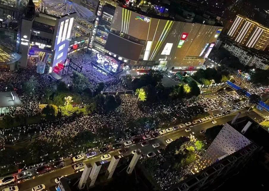 许巍来昆明吗,许巍来了原版