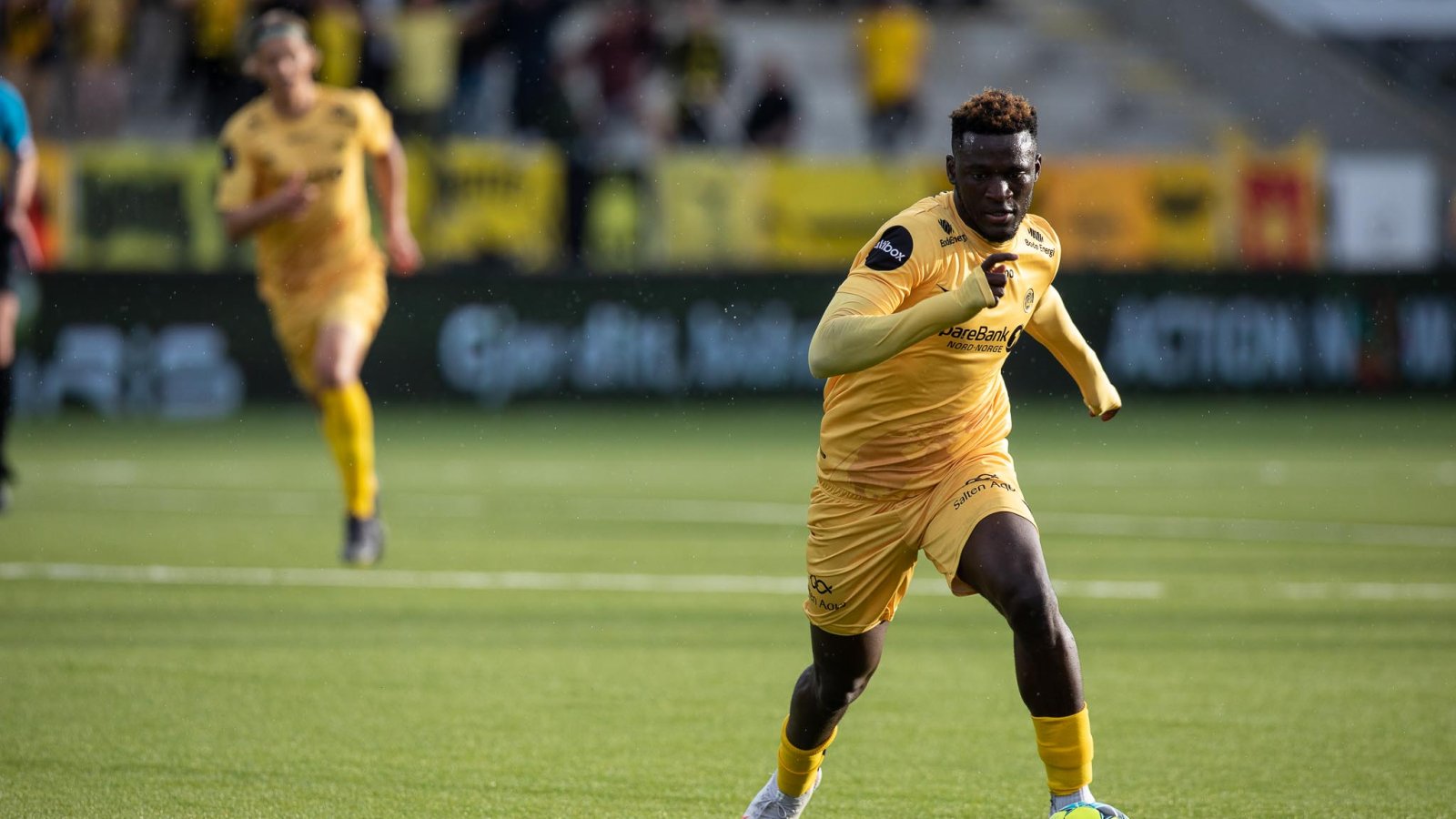 欧冠资格赛戴帽，七月份四场进六球，这位非洲小妖有点狠