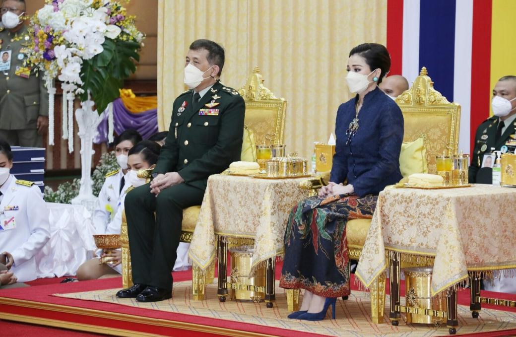 苏提达穿着华丽,苏提达秀高清图片