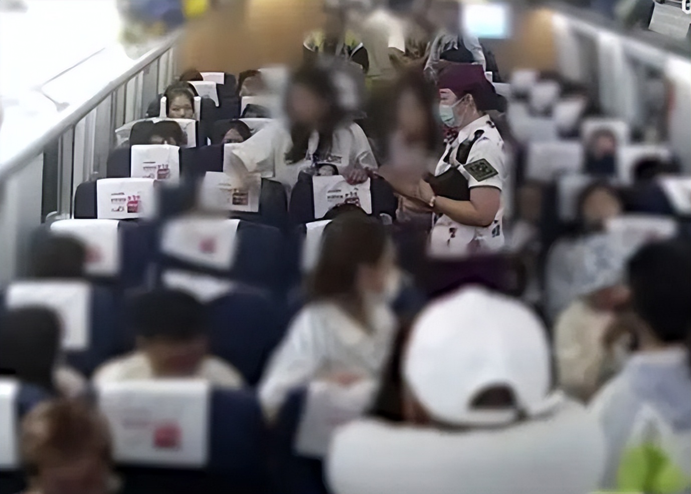 高铁打人夫妻会不会被开除,高铁打人夫妻身份曝出