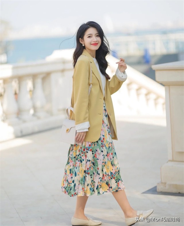 春天穿裙子配鞋子的搭配技巧,春天搭配裙子穿什么鞋子