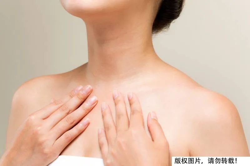 颈纹沟壑很深,沟壑型颈纹