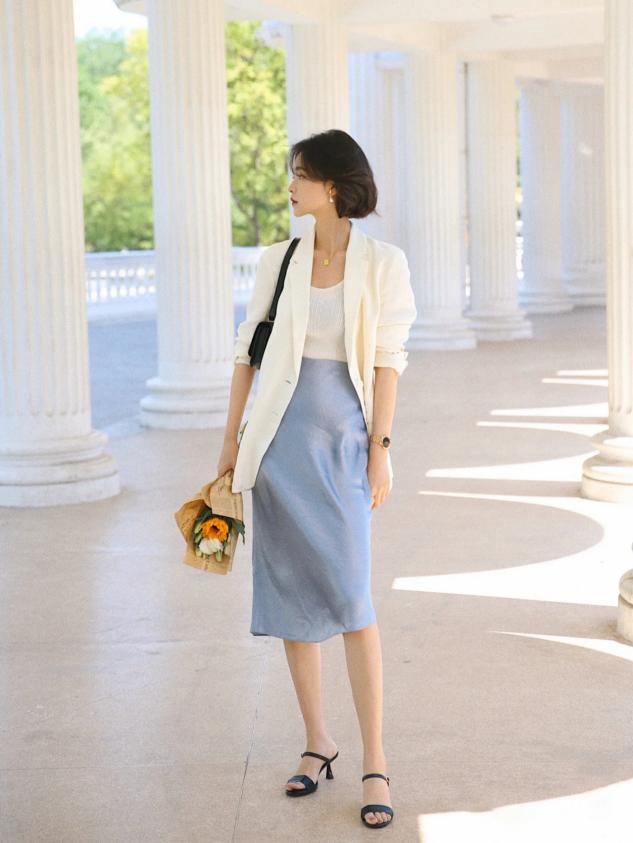 醋酸裙潮气质,小个子蕾丝裙今年流行什么裙