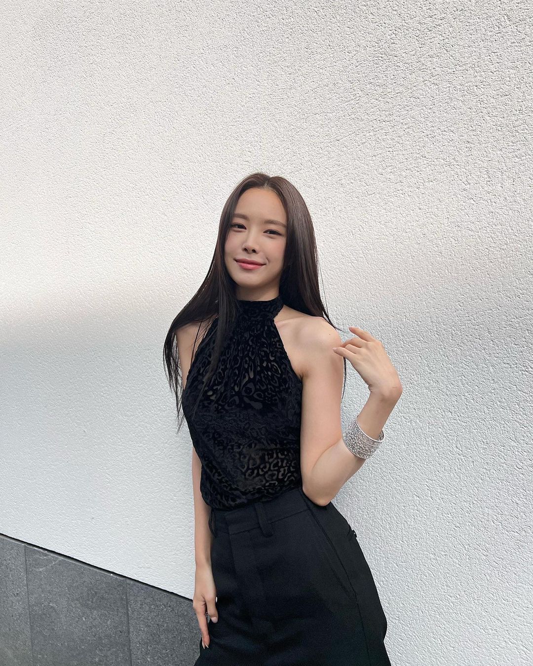 孙娜恩完美身材图片,孙娜恩梨形身材