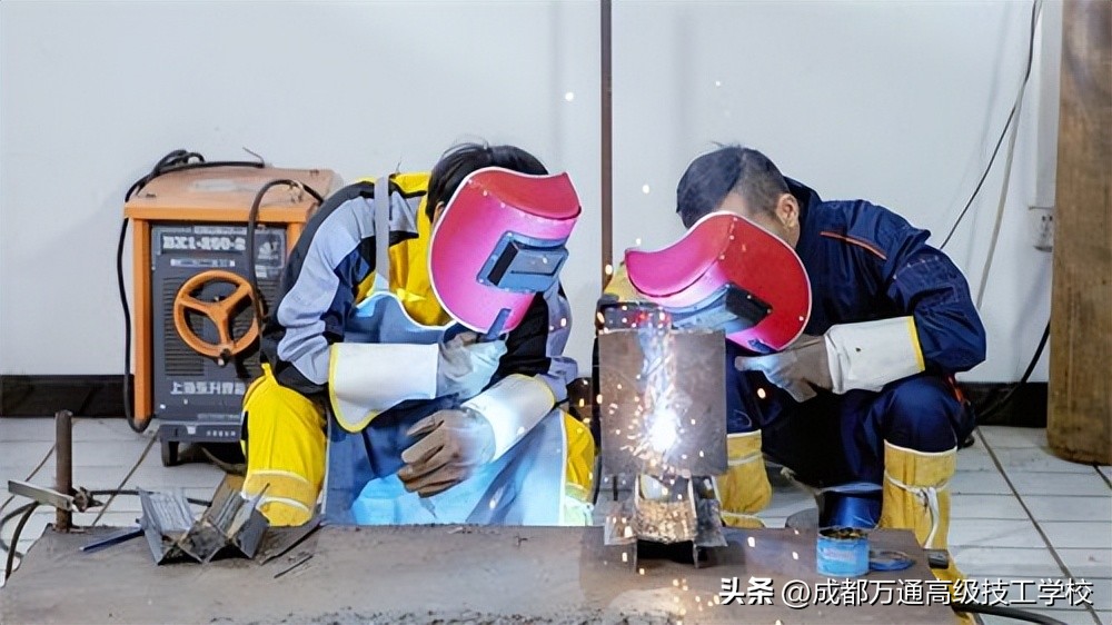 短期电焊工培训基地,电焊培训在哪里报考