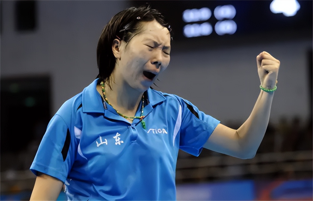 李晓霞乒乓球退役后现在干什么,女乒李晓霞反败为胜