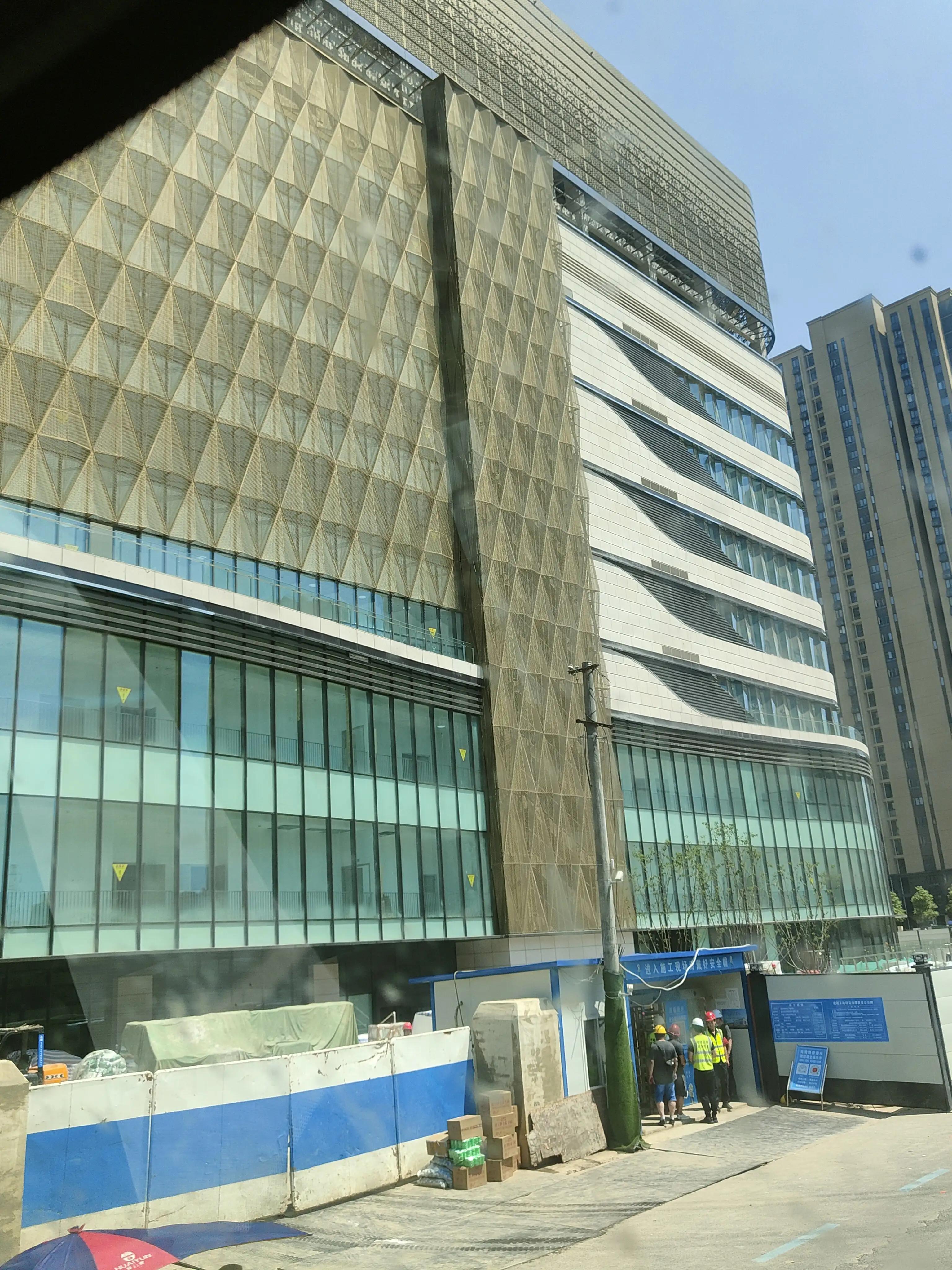 武商梦时代是亚洲最大的商业体,武商梦时代广场亚洲最大