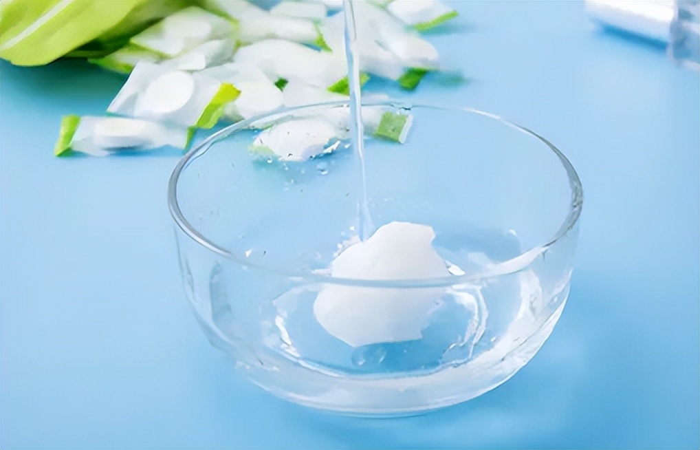 泡压缩面膜用什么水浸泡最补水,压缩面膜怎么补水效果最好