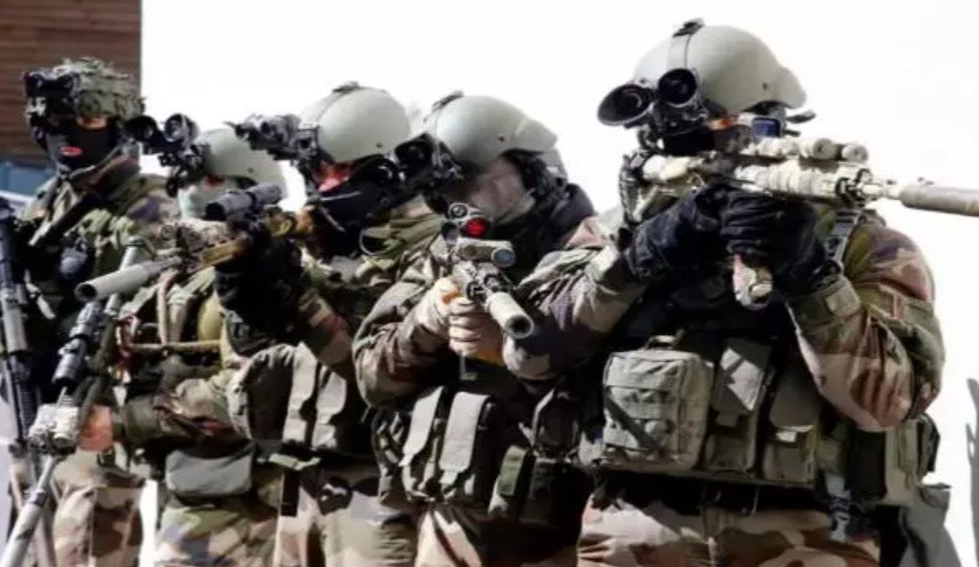 欧洲三驾马车排名,德国三驾马车大战荷兰三剑客