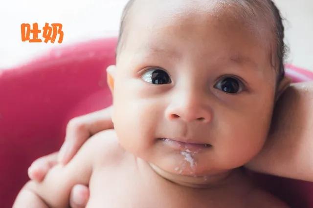 宝宝吃完奶就吐奶还拉肚子,宝宝刚喝完奶用力拉臭臭吐奶