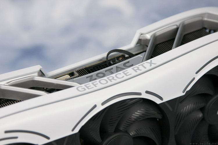 索泰RTX4090旗舰,索泰rtx4060-8goc实测