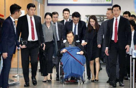 韩国财阀多可怕?娶三老婆、玩弄女星、操控总统,称没人敢审判他