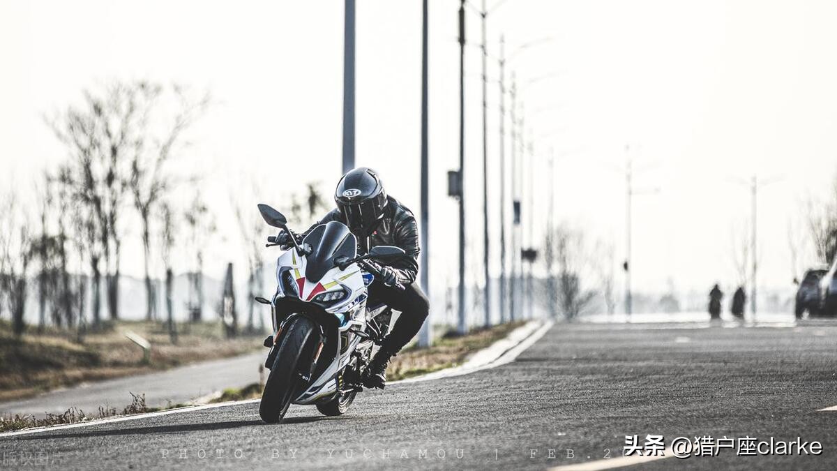 怎么拍出有力量感的动作,如何拍出具有冲击力照片