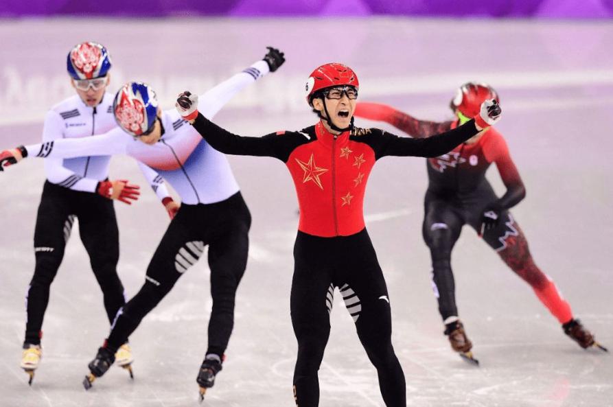 北京冬奥会运动员冠军服装,北京冬奥会服装品牌金牌