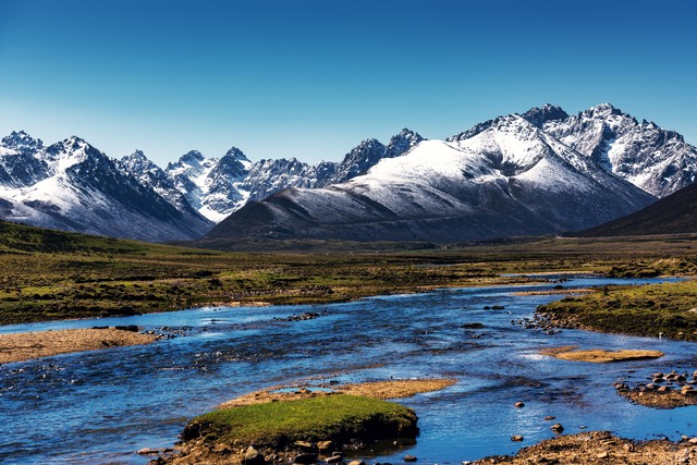 一切以国家和民族利益为出发点就是爱国