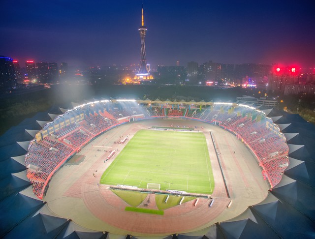 比亚迪和蜜雪冰城赞助河南队,蜜雪冰城投资河南足球