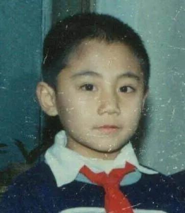 刘烨和妻子是如何相识的,刘烨荧幕情侣