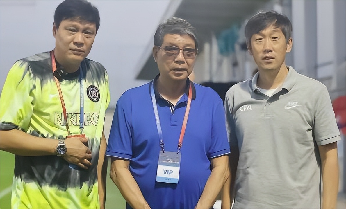 中国体坛三巨头同框,国足三巨头最新消息