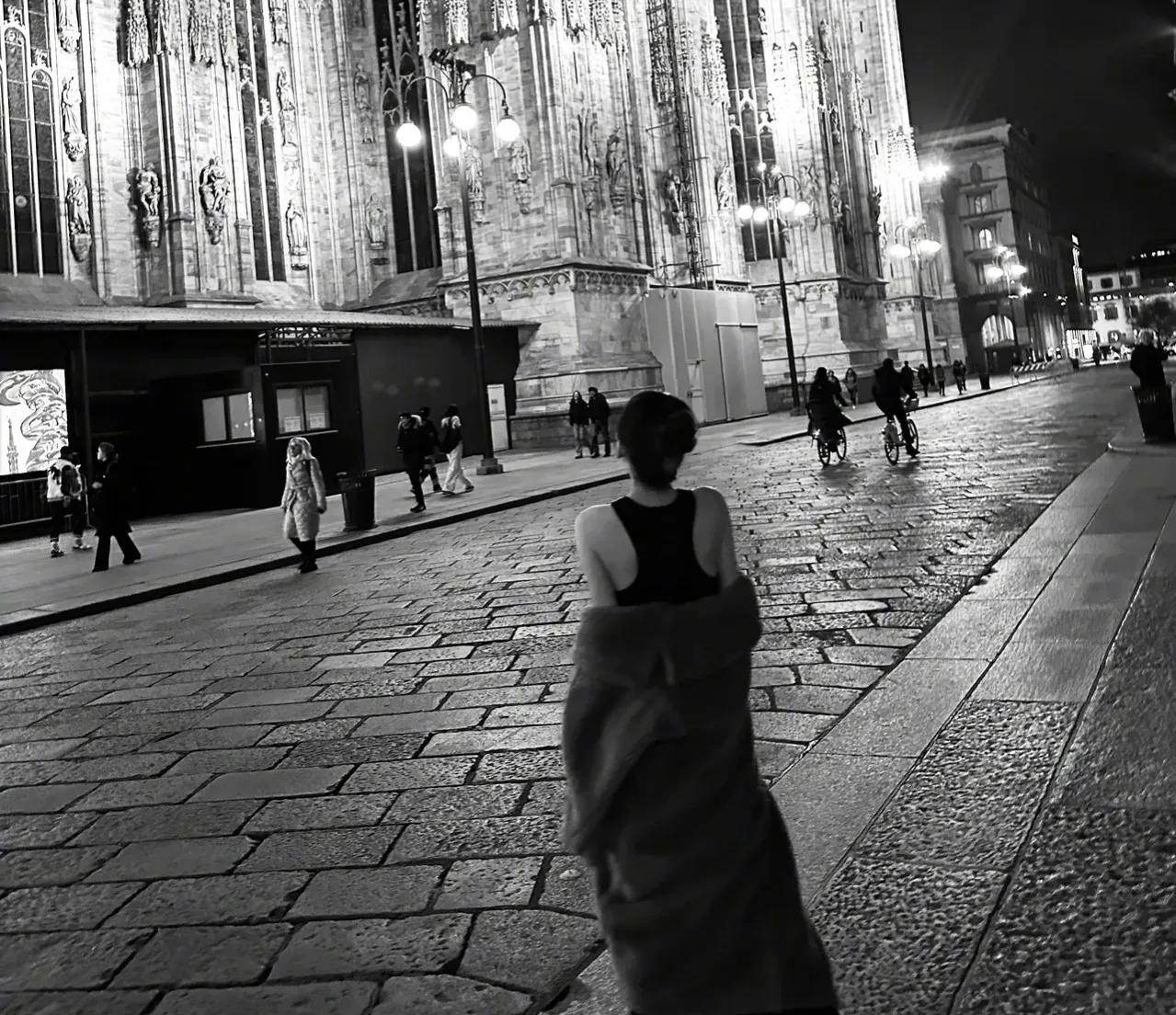 一家中古奢侈品店的声色世界,一家中古奢侈店的声色世界