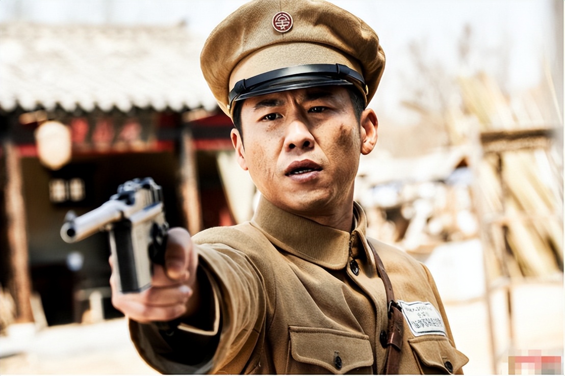 演员王骁与王馥荔,演员王骁是王馥荔的亲生儿子吗