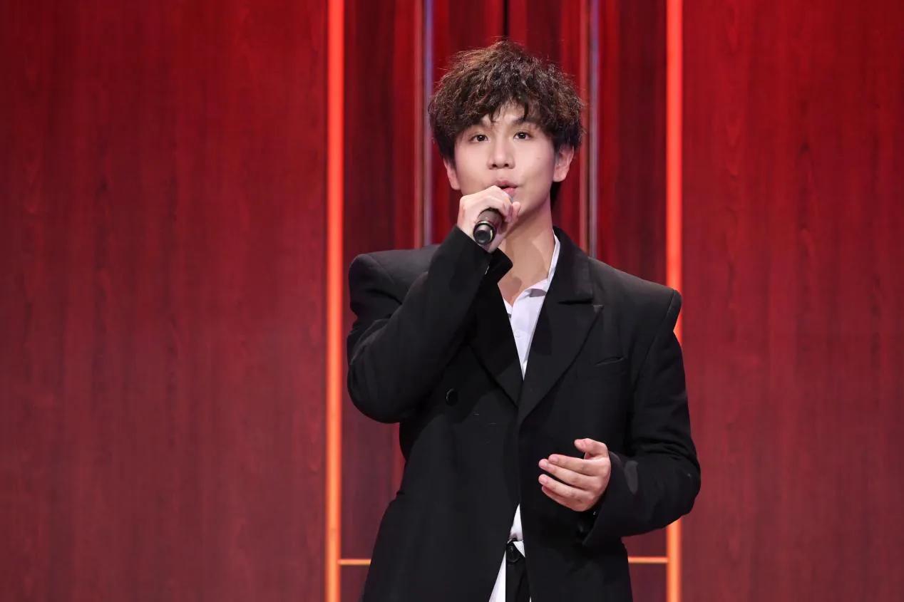 星光大道方芳万里长城永不倒,万里长城永不倒1985