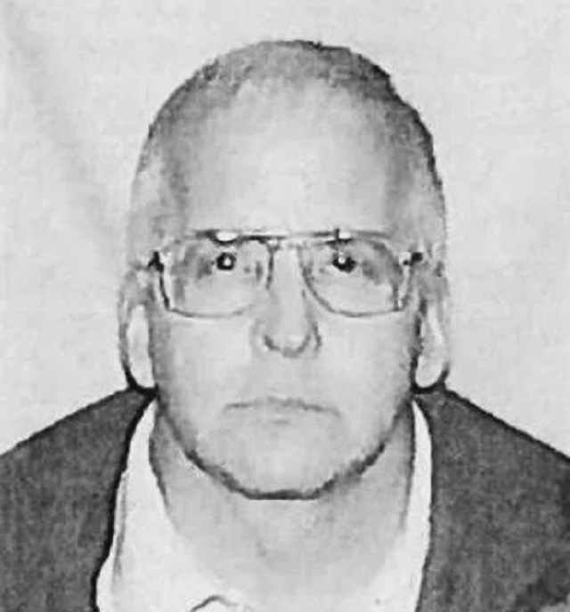 1999年中国大使馆被炸，北约发言人却叫嚣：打击是精准的、合理的