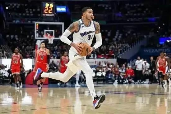 特雷杨带队杀入东决,特雷杨本赛季十佳球