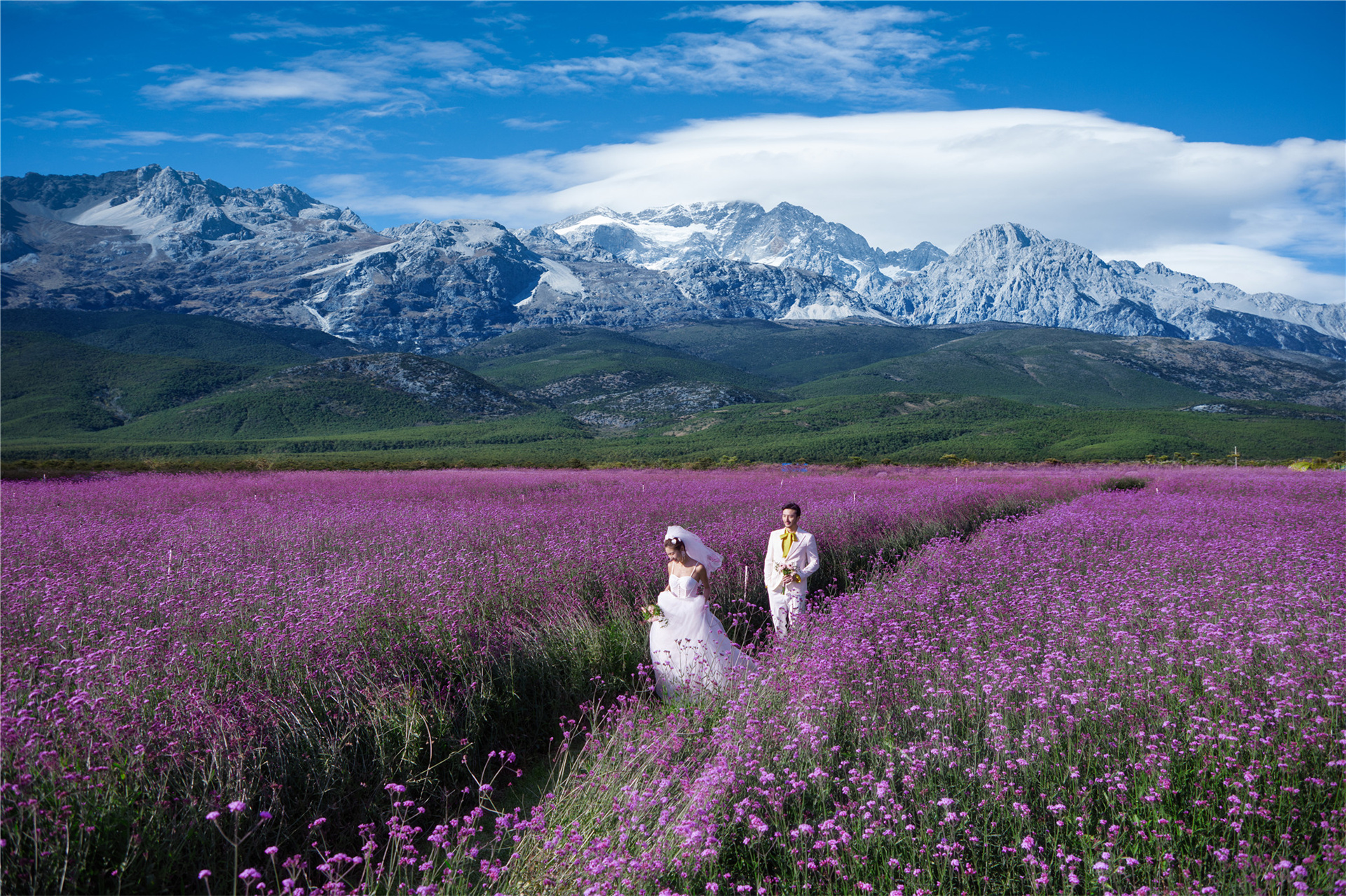旅拍婚纱照前十名公司,铂爵旅拍丽江旅拍价目表