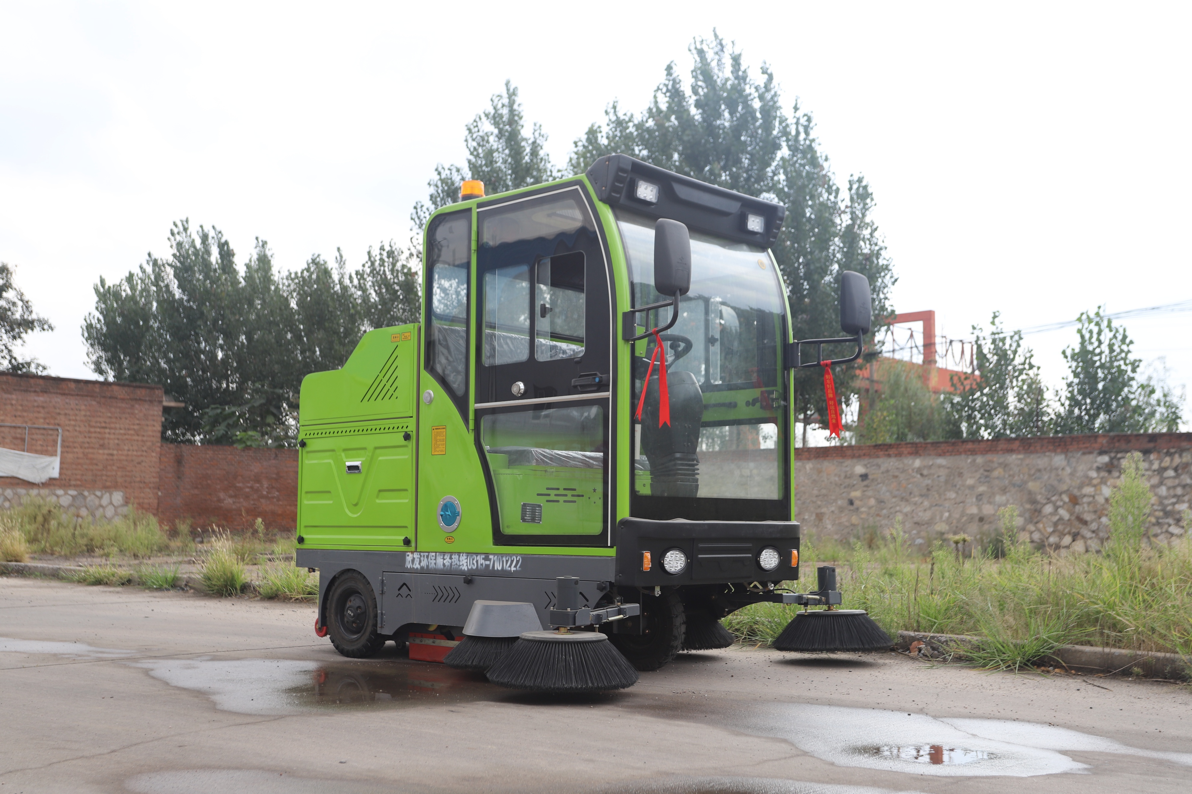 小型扫地机工作原理,小型扫地机有哪些