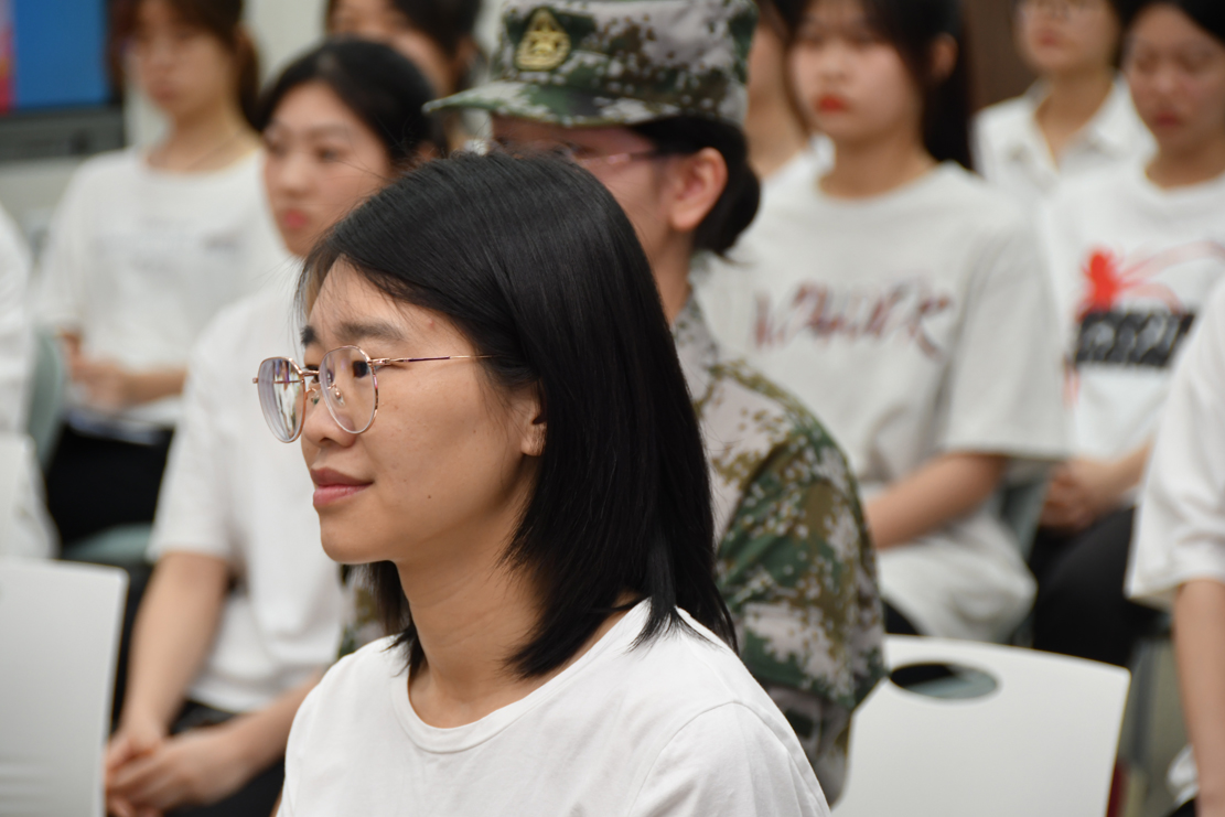 “星”青年对话！学子与功臣的青春之声