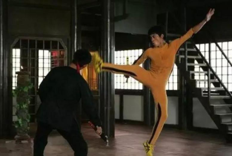 鬼冢虎运动跑鞋黄色,鬼冢虎专业跑鞋