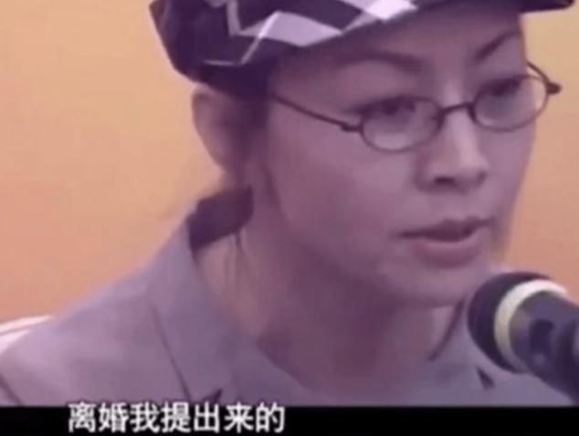 英如镝妈妈梁欢和宋丹丹,梁欢的老公是谁