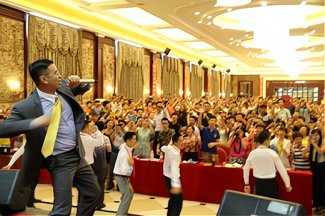 100万拜师陈安之,陈安之月入百万