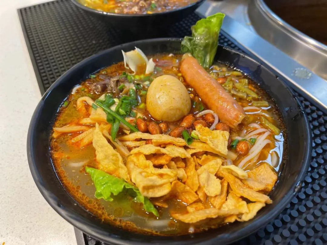 开了30年螺蛳粉老店广西,开100家螺蛳粉一年收入