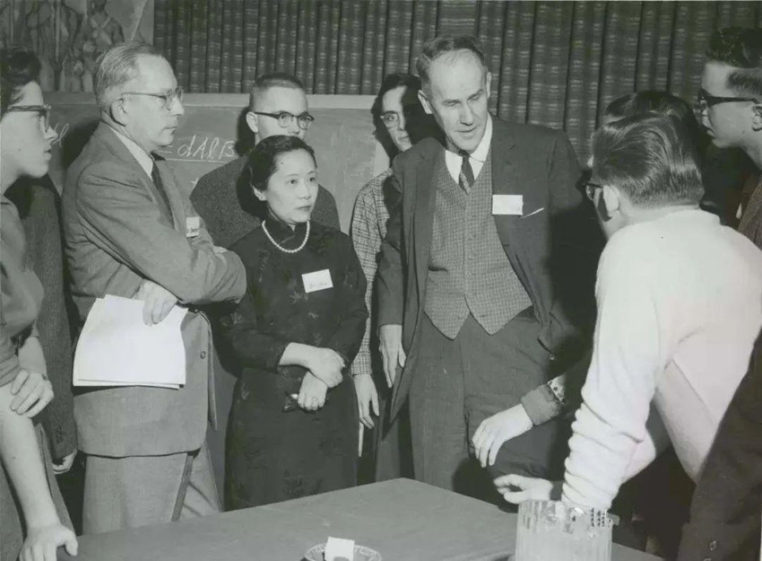 物理学家吴健雄简历,中国女科学家吴健雄的故事