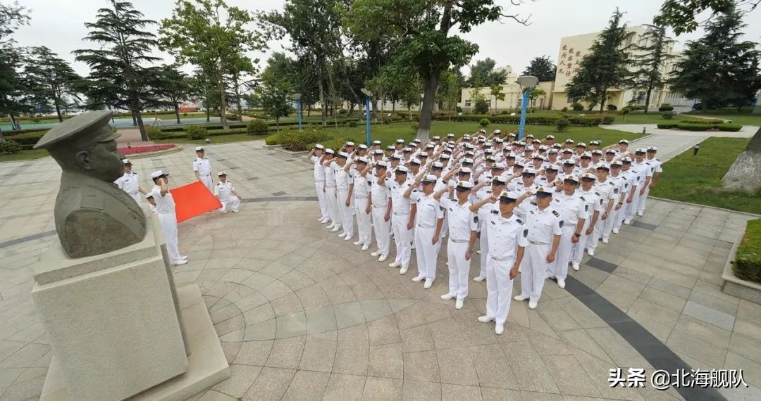 用真心暖兵心军营里的暖心事,以情带兵暖兵心