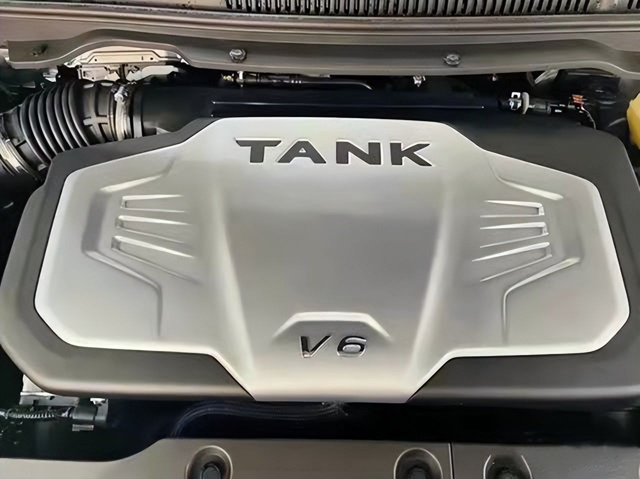 长城坦克500和霸道对比,霸道坦克500