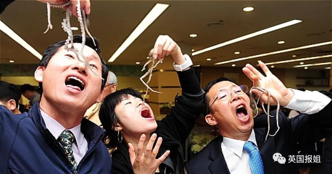 男子呕吐不止进医院,男子呕吐不止被送急救