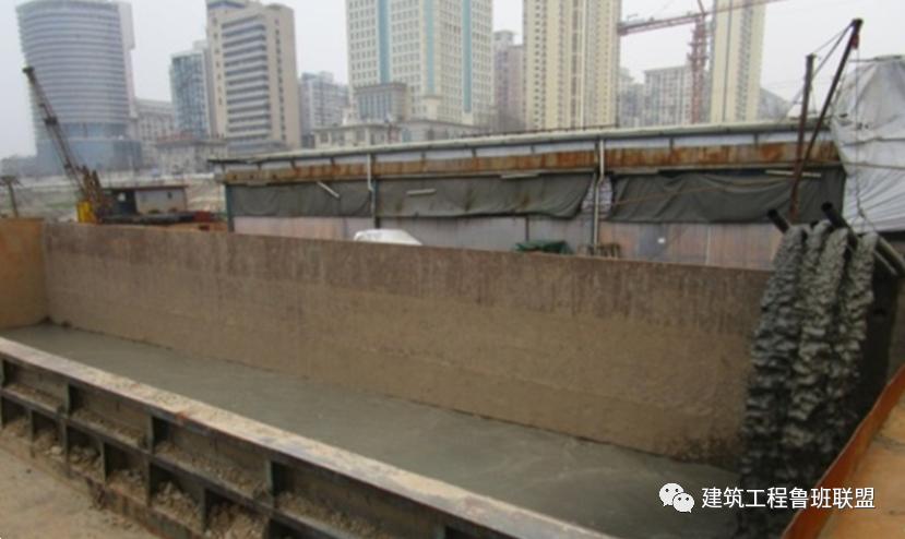 土方开挖地下水,土方开挖不需要平整场地吗