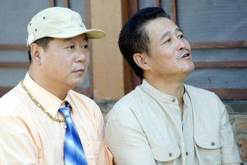 范伟获最佳男配角获奖感言,范伟再获“天坛奖”最佳男主角奖