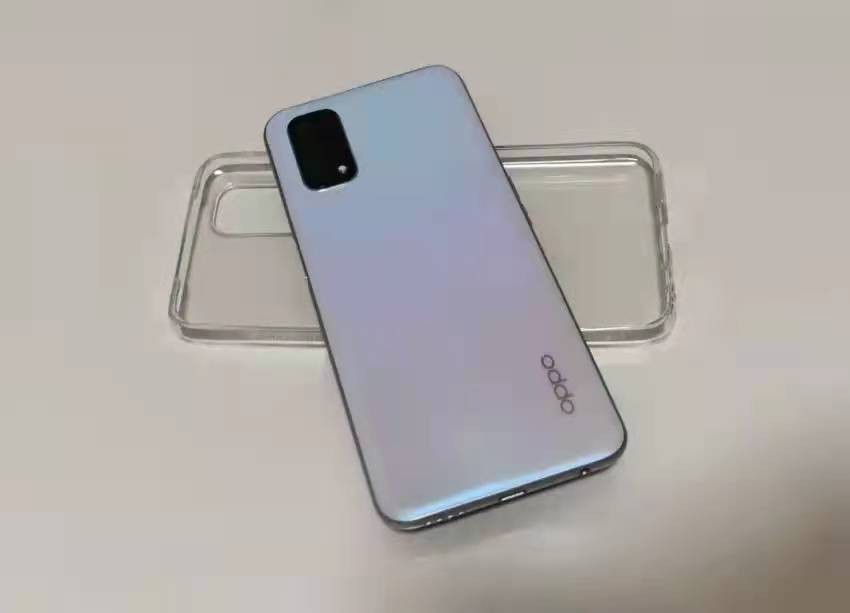 5000mAh+90Hz屏+双防抖，跌至1079元