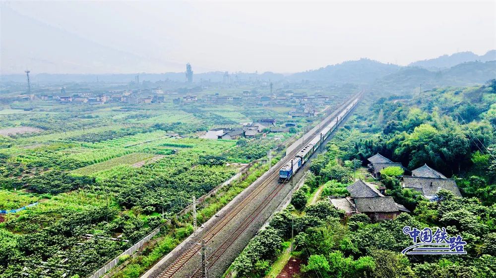 全列卧铺的列车,全列卧铺列车视频