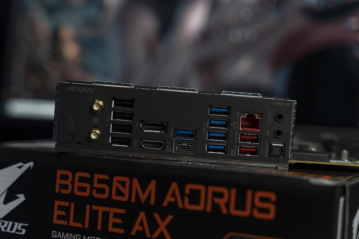 技嘉小雕b550m5600g内存超频,技嘉b550maoruspro小雕超频